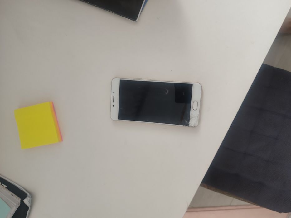 Продам meizu m5 note экран сломанный