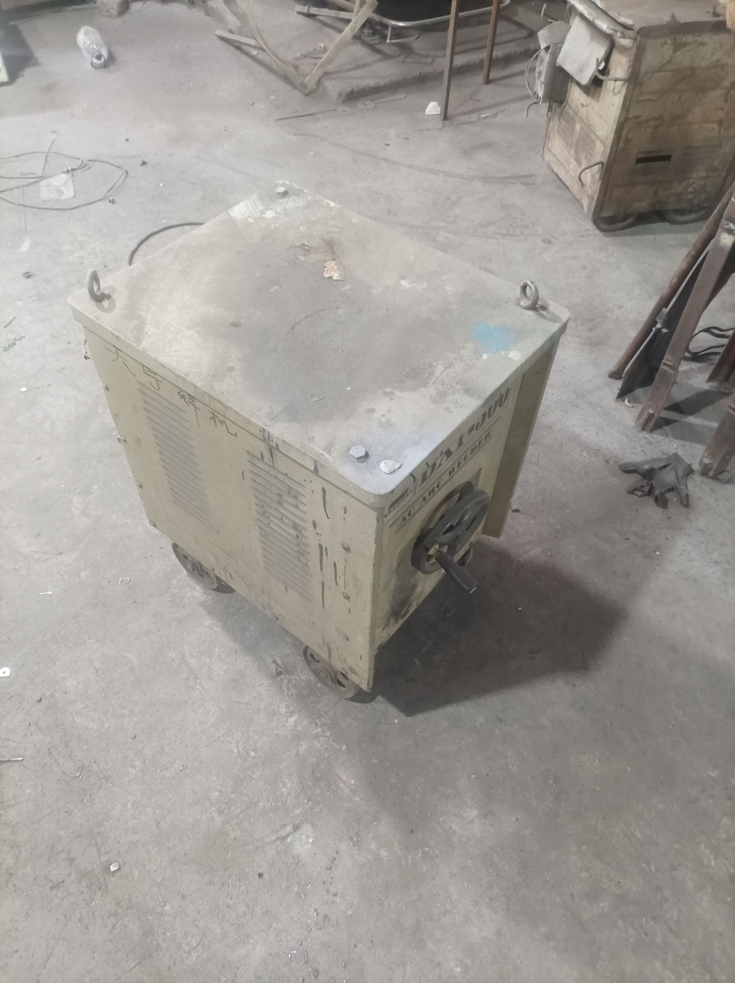 Svarka aparat 380