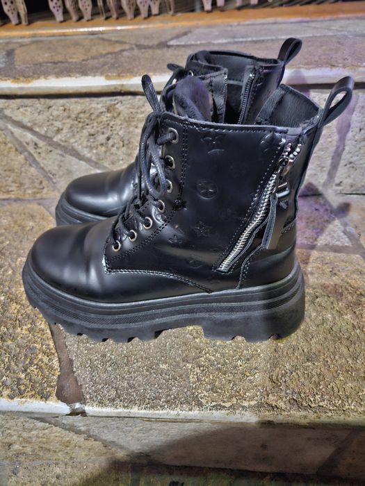 Зимни боти,тип кубинка