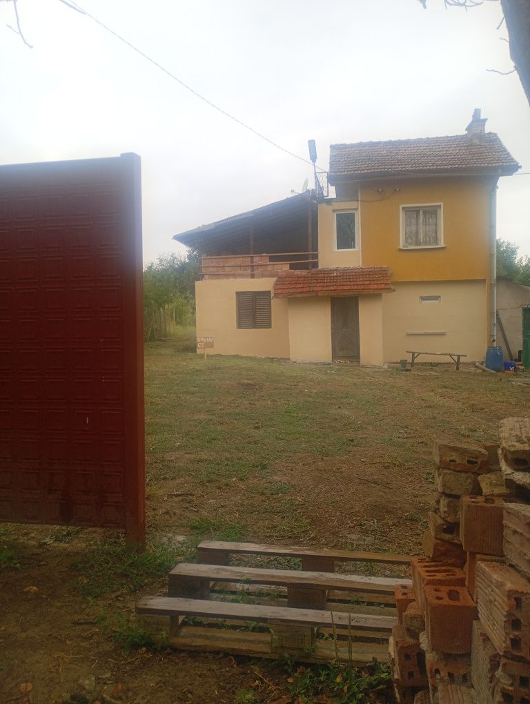 Вила във вилна зона