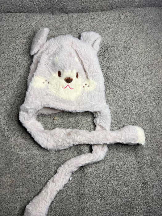 Продам шапки хорошие новые шапки запокованные очень хорошие