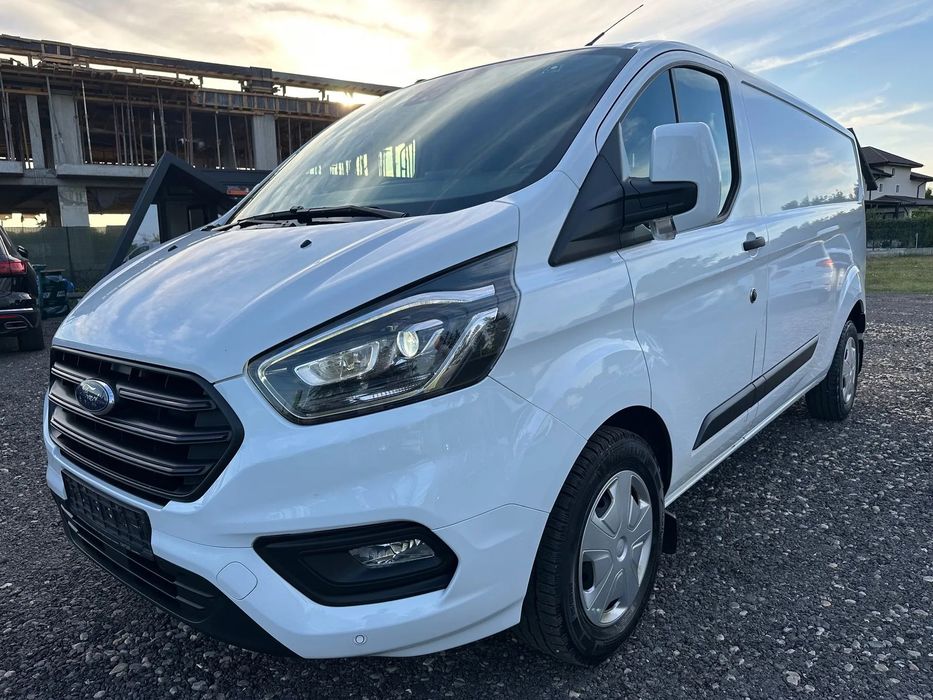 Ford Transit Custom Se ofera factura / 170cp / Cutie AUTOMATA