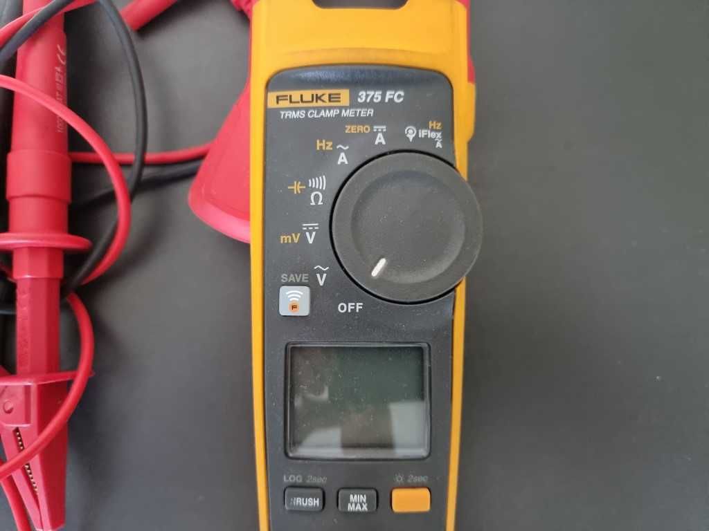 Fluke 375FC - Измервател: многофункционален; цифров,клещи; Ø-34mm; LCD