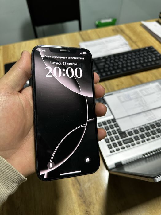 Iphone 12 pro maxs 128 yomkst 84