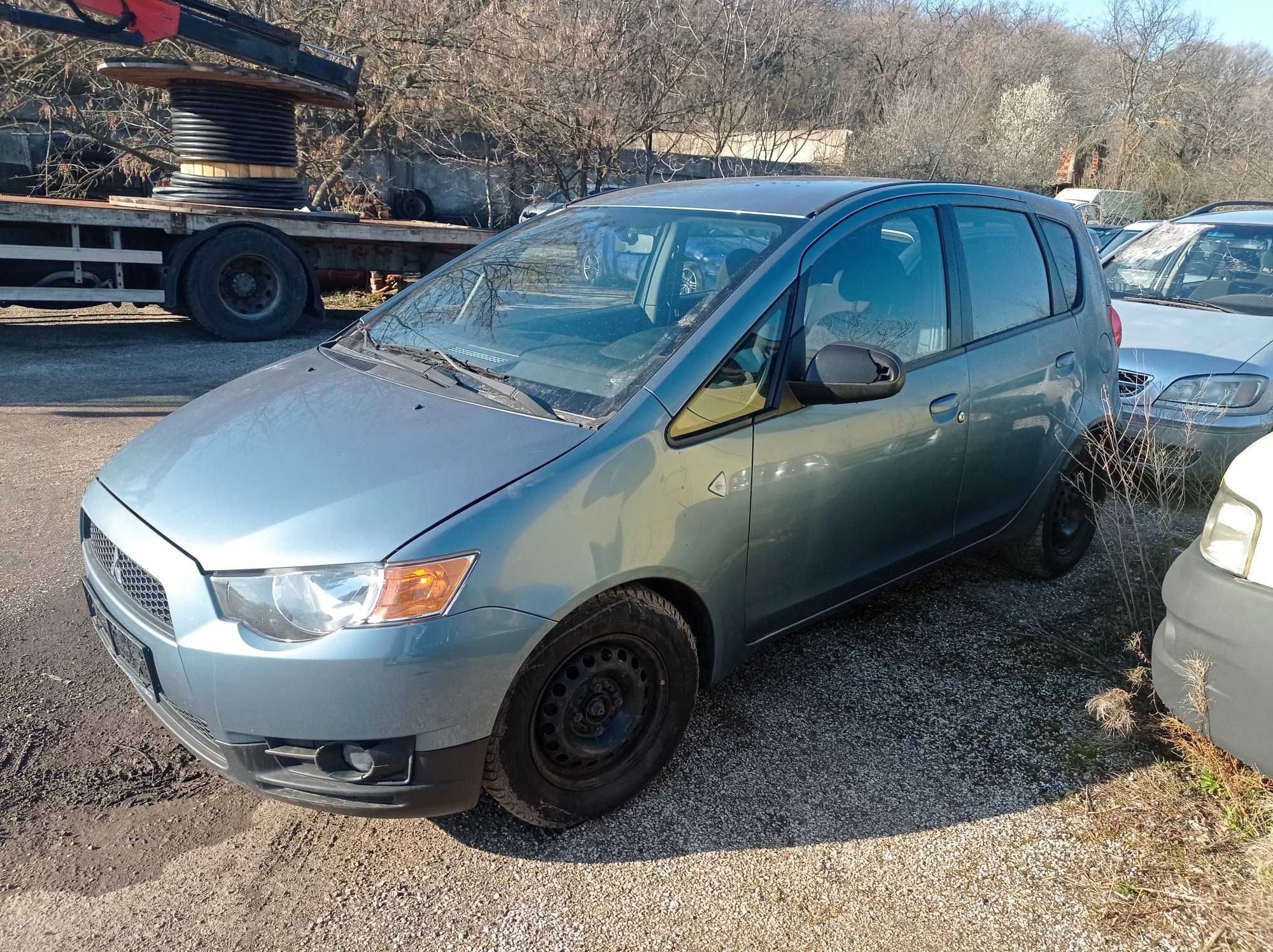Mitsubishi Colt 1,1 и 1,3