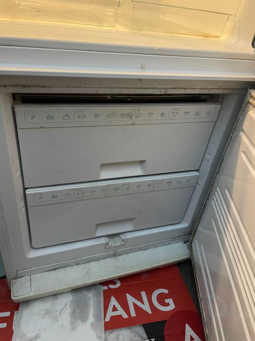 Frigider cu congelator MIELE KD34249 / Garantie 2 ani