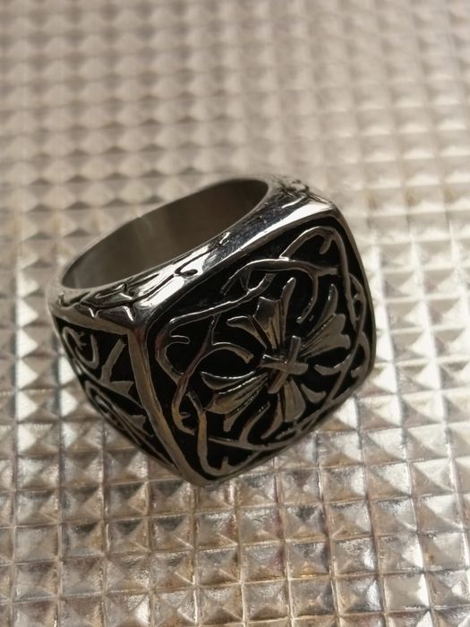 Inel Deosebit Model Tip Chrome Hearts
