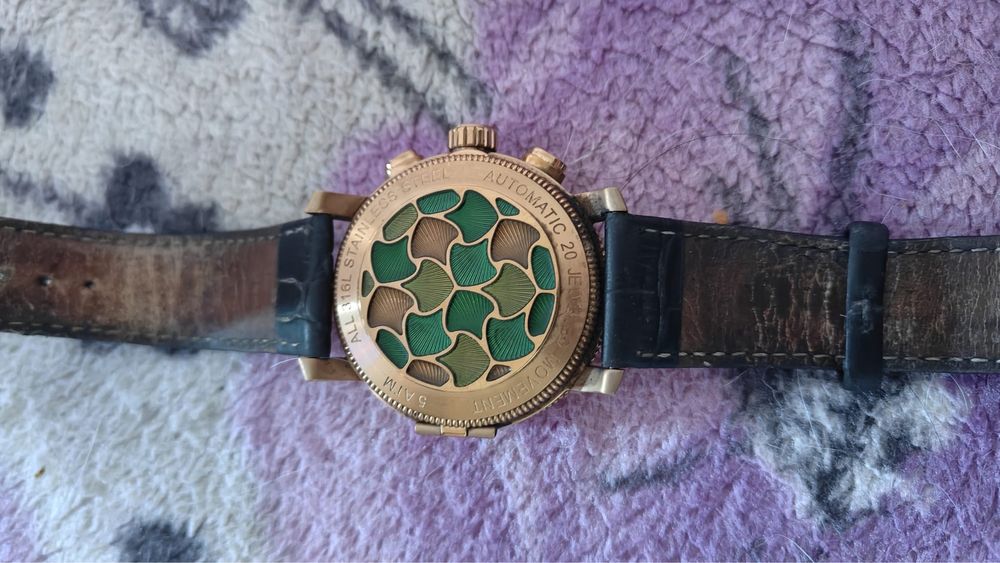Ceas barbatesc automatic