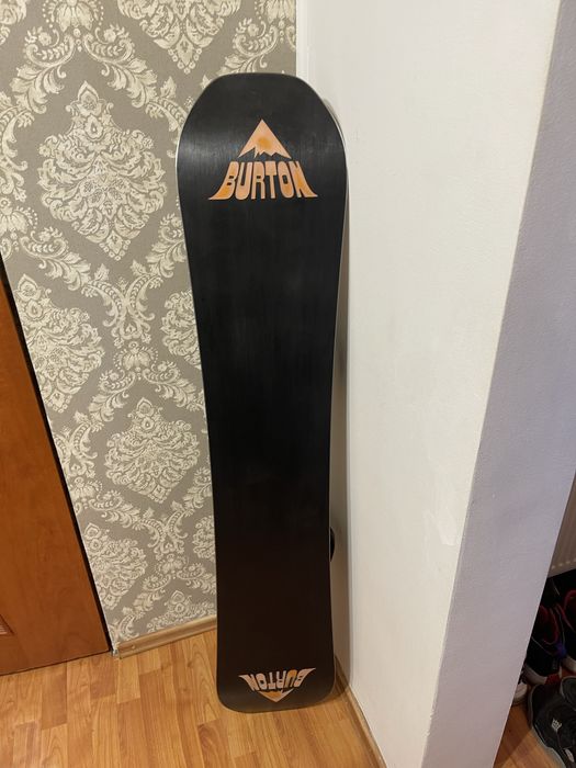 Placa snowboard 150 cm burton radius cu legaturi burton