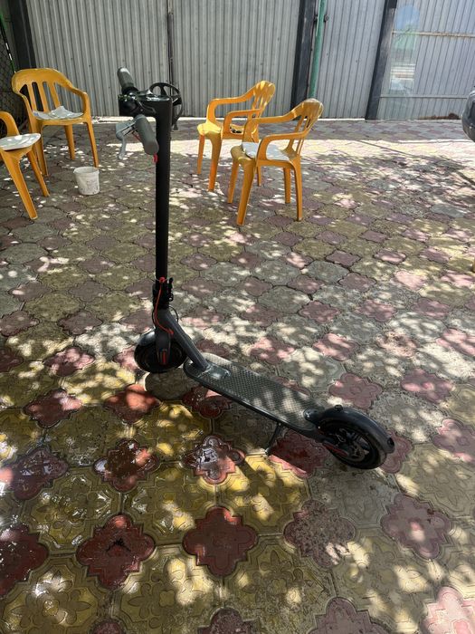 Продам электросамокат в отличном состоянии