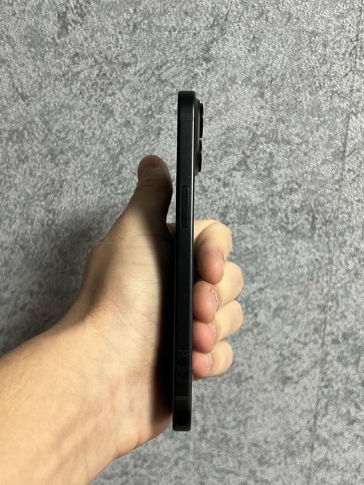 iPhone 15 256GB 79% в идеальном состоянии