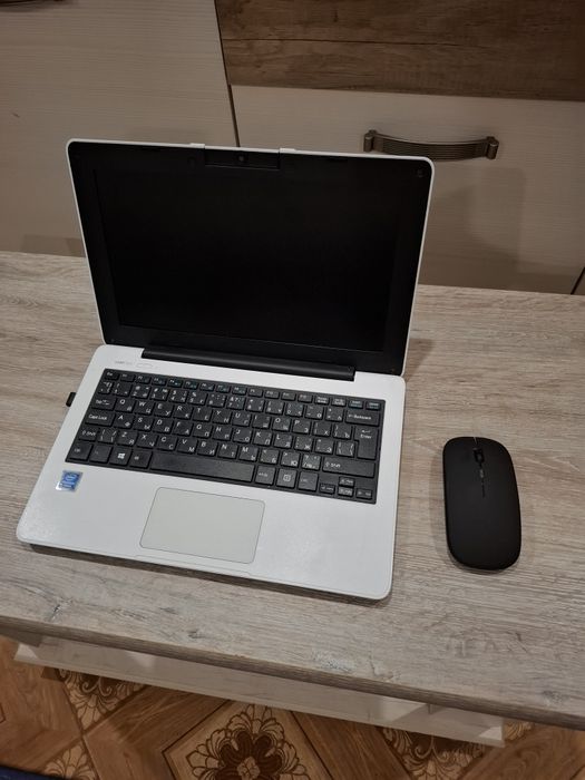 Новый ноутбук Leapt304