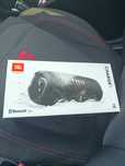 Vând boxă JBL Charge 5 cu garanție