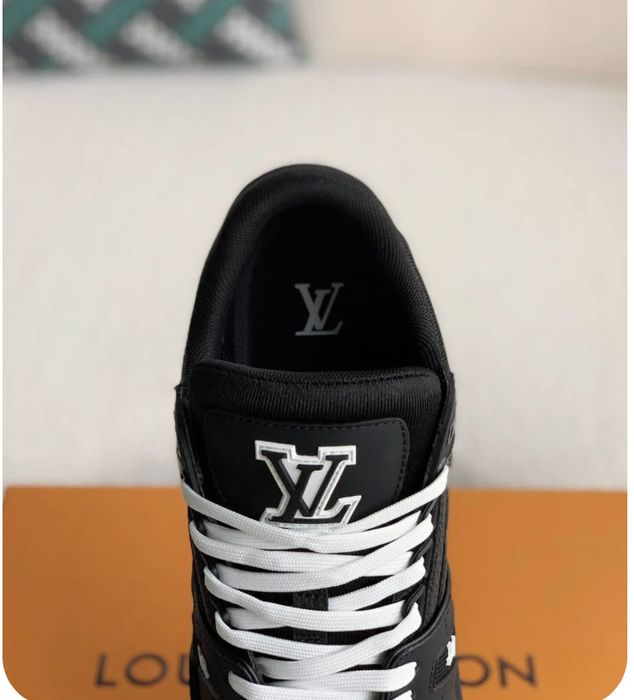 Adidasi L.o.u.i.s V.u.i.t.t.o.n  *New Colection* full box