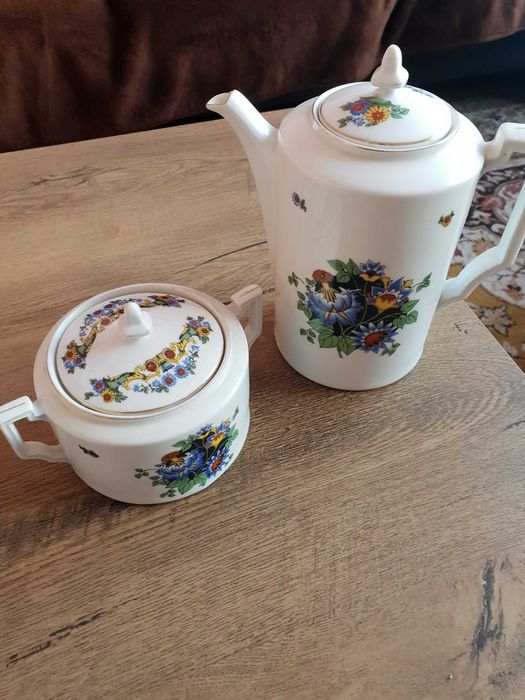 Set ceainic si bol pentru zahar