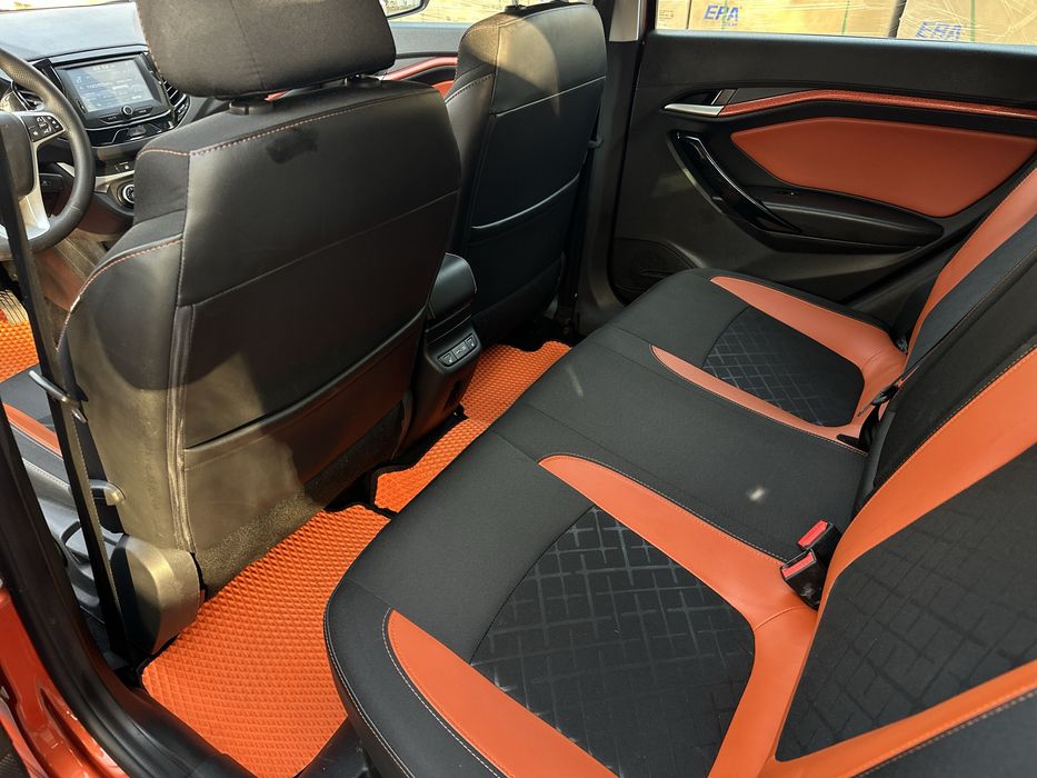 Lada Vesta Cross 1.8 2019 год пробег 116000 км, багажник пятно,автомат