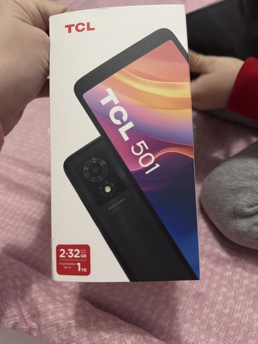 Vand telefon TCL501 nou