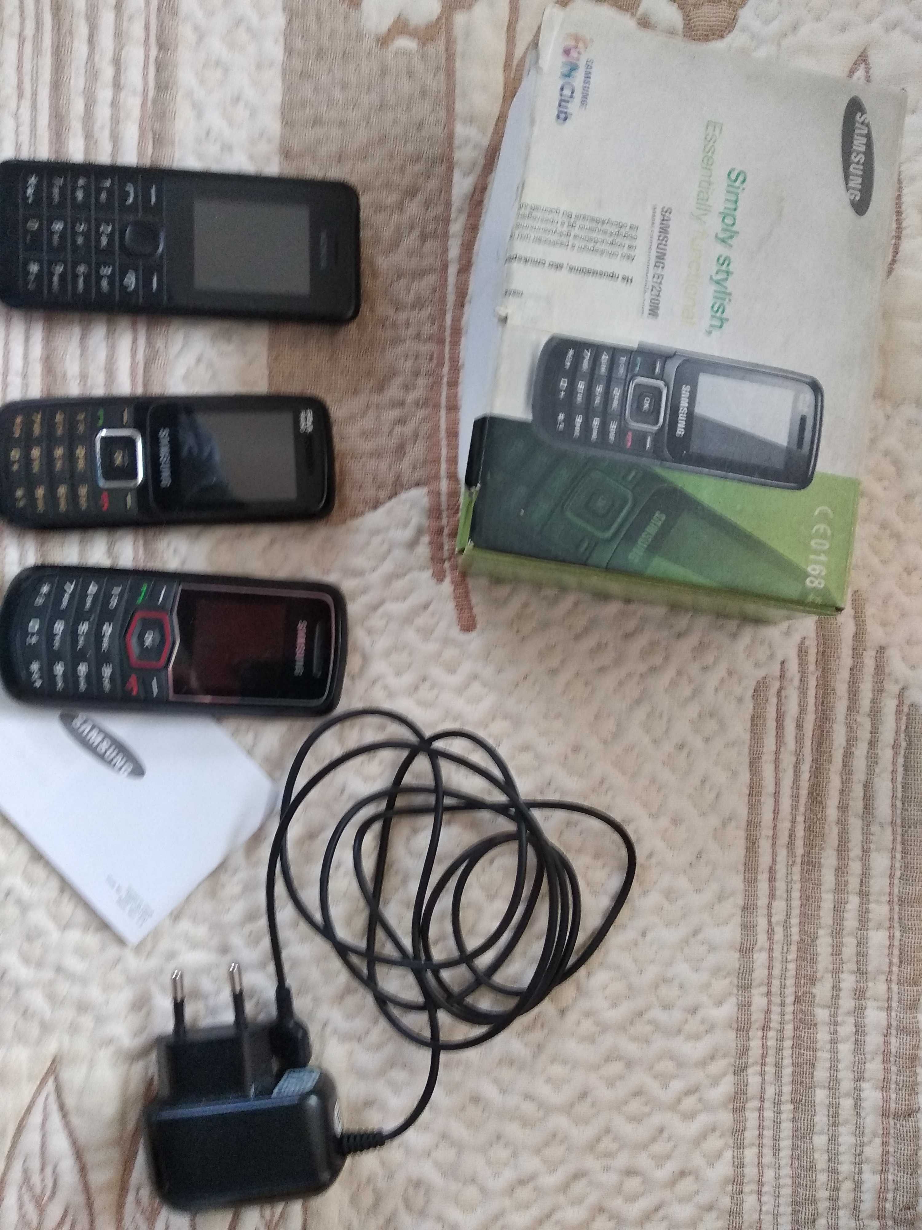 Стари телефони 2 SAMSUNG и 1 NOKIA