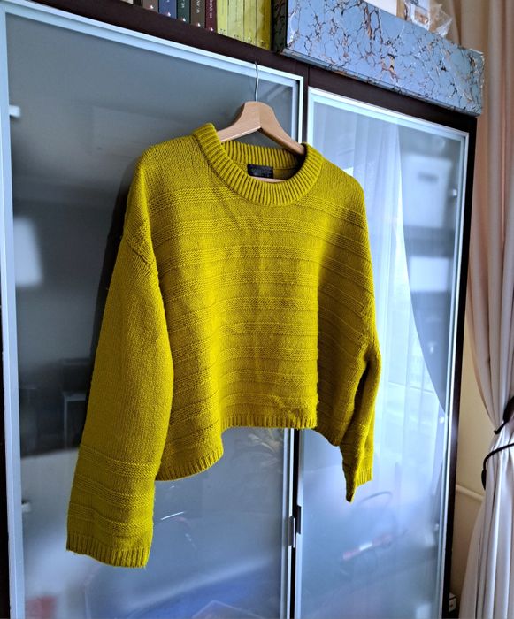 Pulover crop top oversized