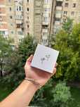Casti AirPods noi