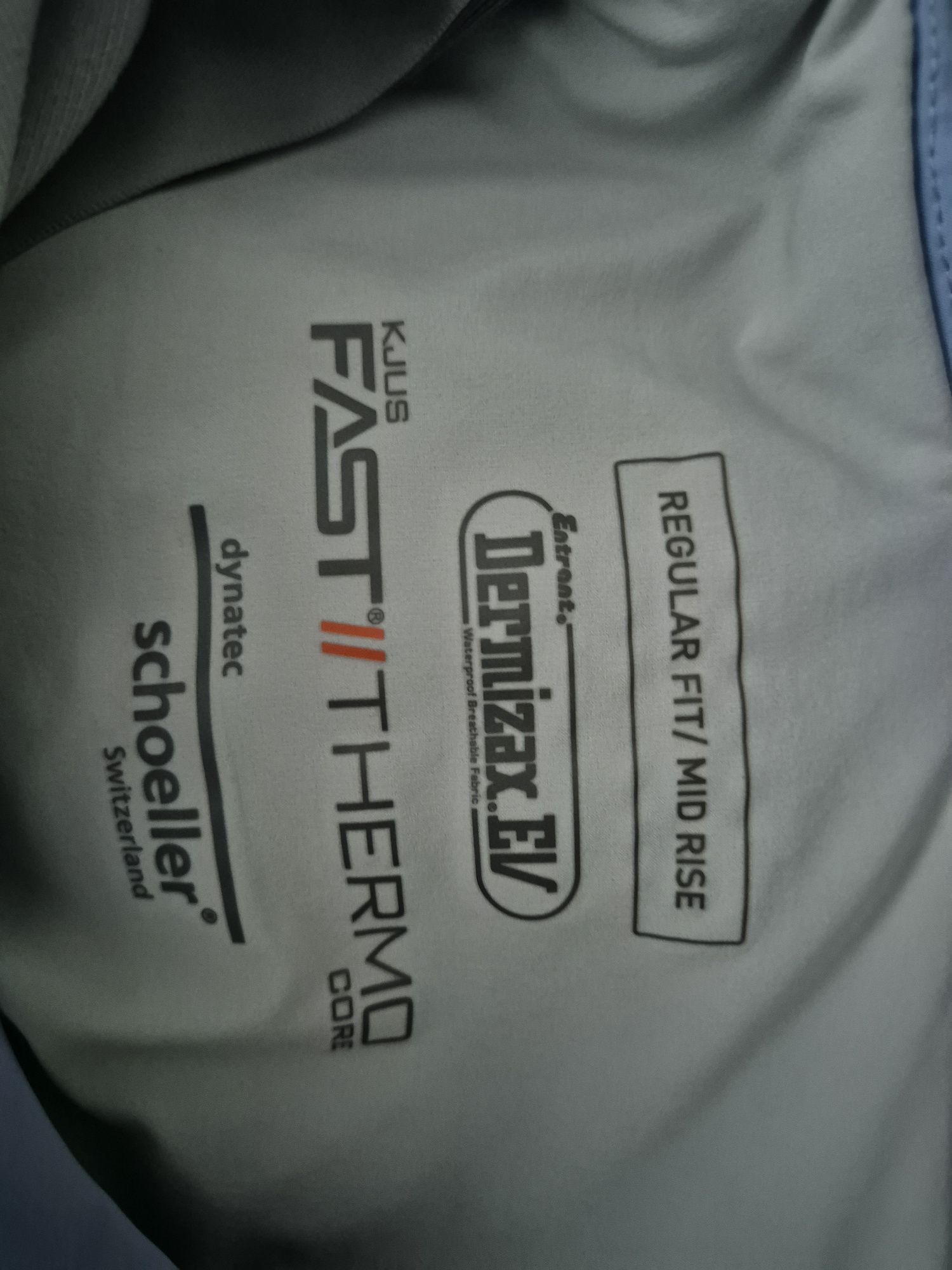 Costum ski  KJUS