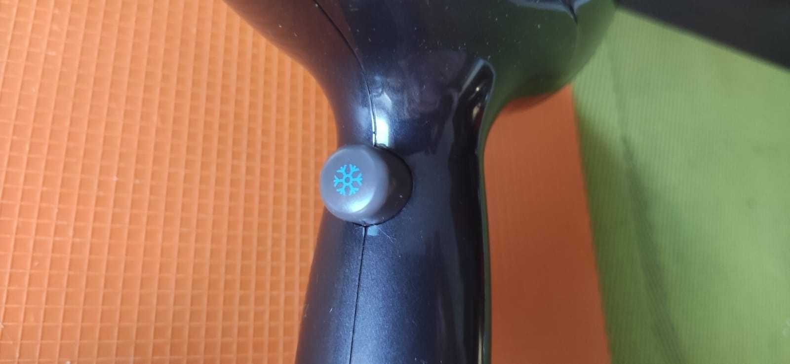 Сешоар Philips 2000 W