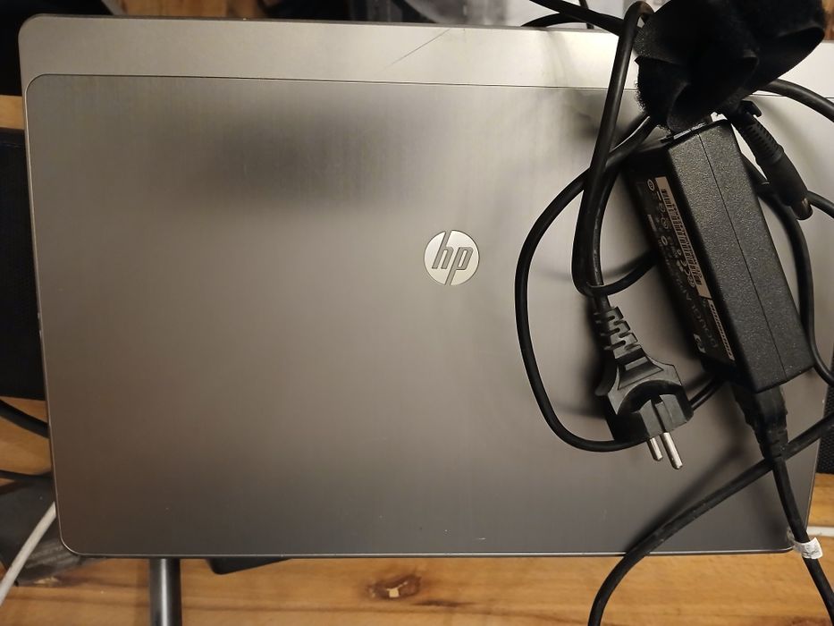 Laptop HP cu procesor intel core i5