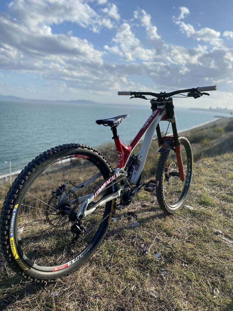 Колело Commencal Supreme DH29 2020