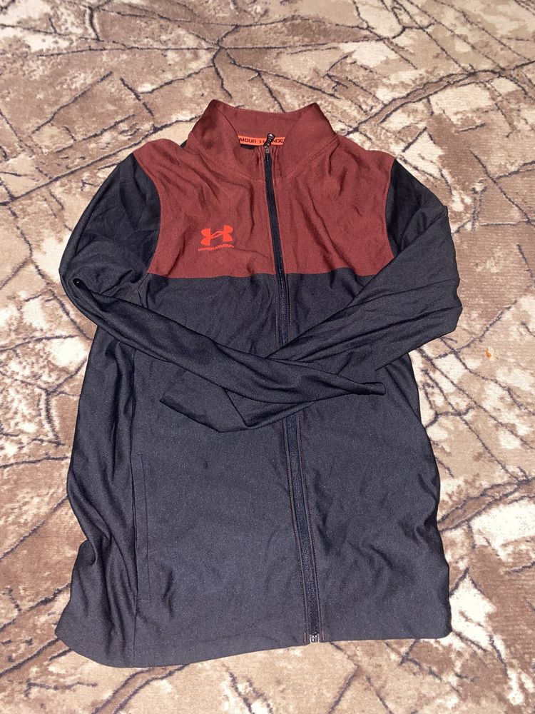 Under Armour горнище