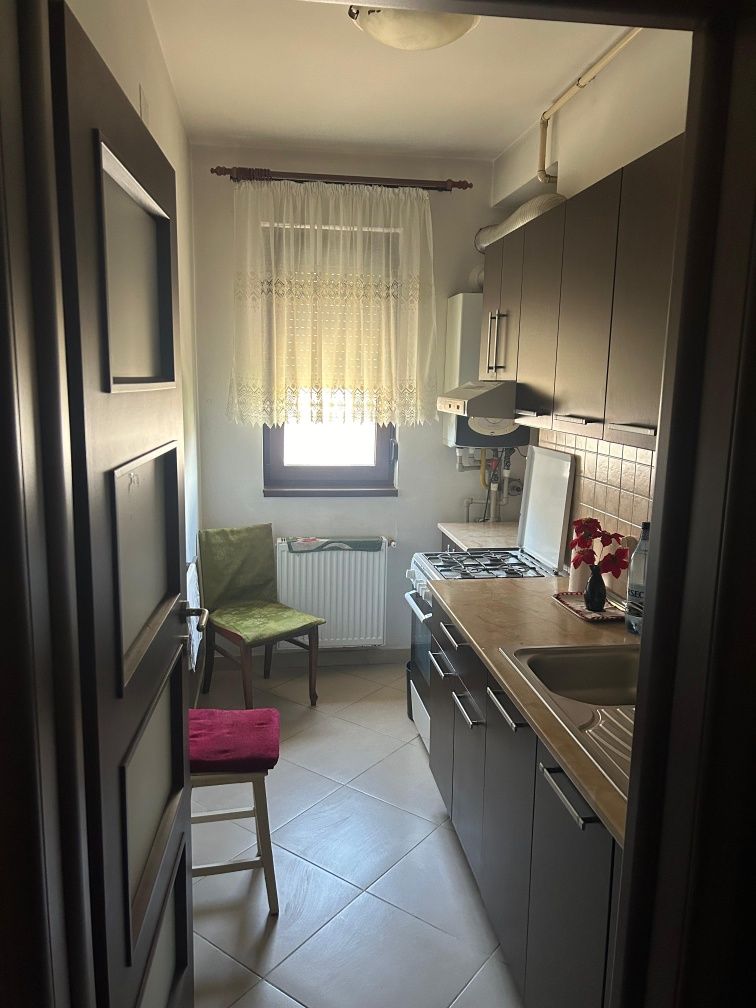Vand garsoniera prelungirea ghencea pe langa valea larga