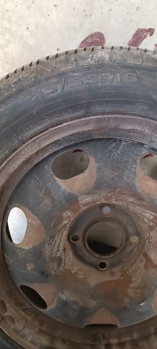 Комплект гуми с джанти