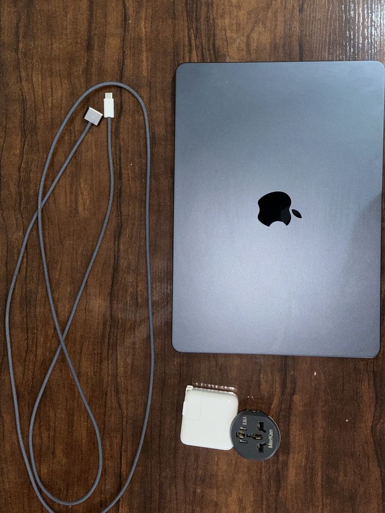 Mac Book Air m3 16/256 gb 2025 new