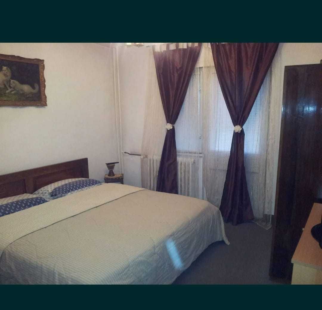 Dau in chirie ap 2 camere