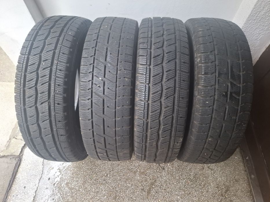 Anvelope iarna 215/75R16C
