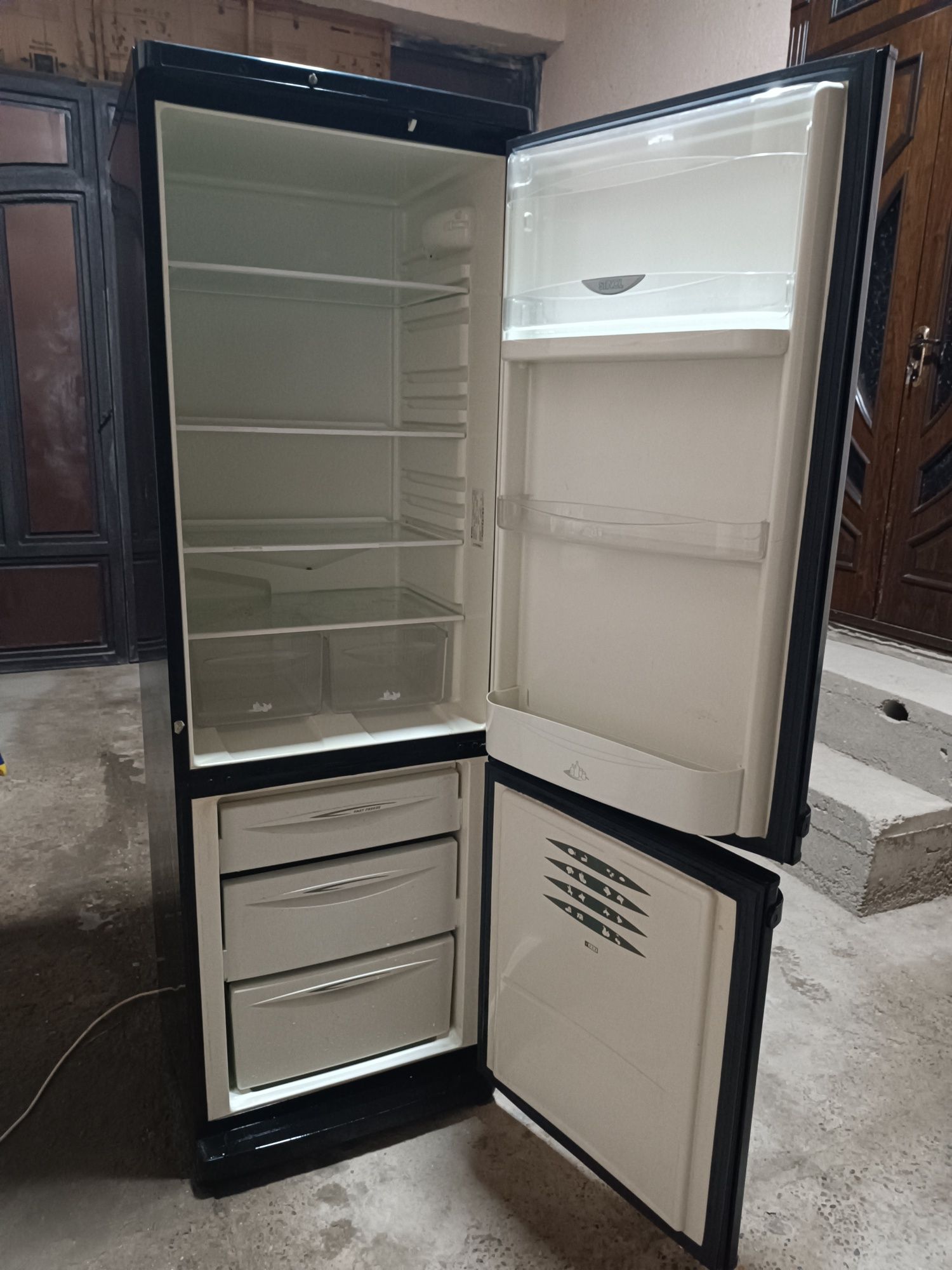 Двухкамерный холодильник CITINOL