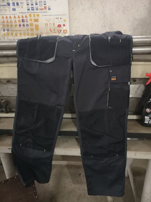 Pantaloni de protecție
