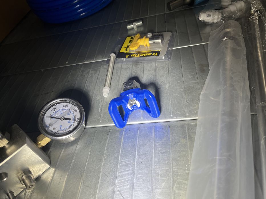 Pistol pompa airless furtun diuza prelungitor tija zugravit vopsit var
