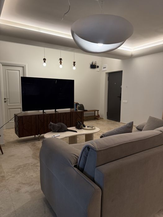 Apartament Unic, Realizat cu Designer Mobilat și Dotat Premium