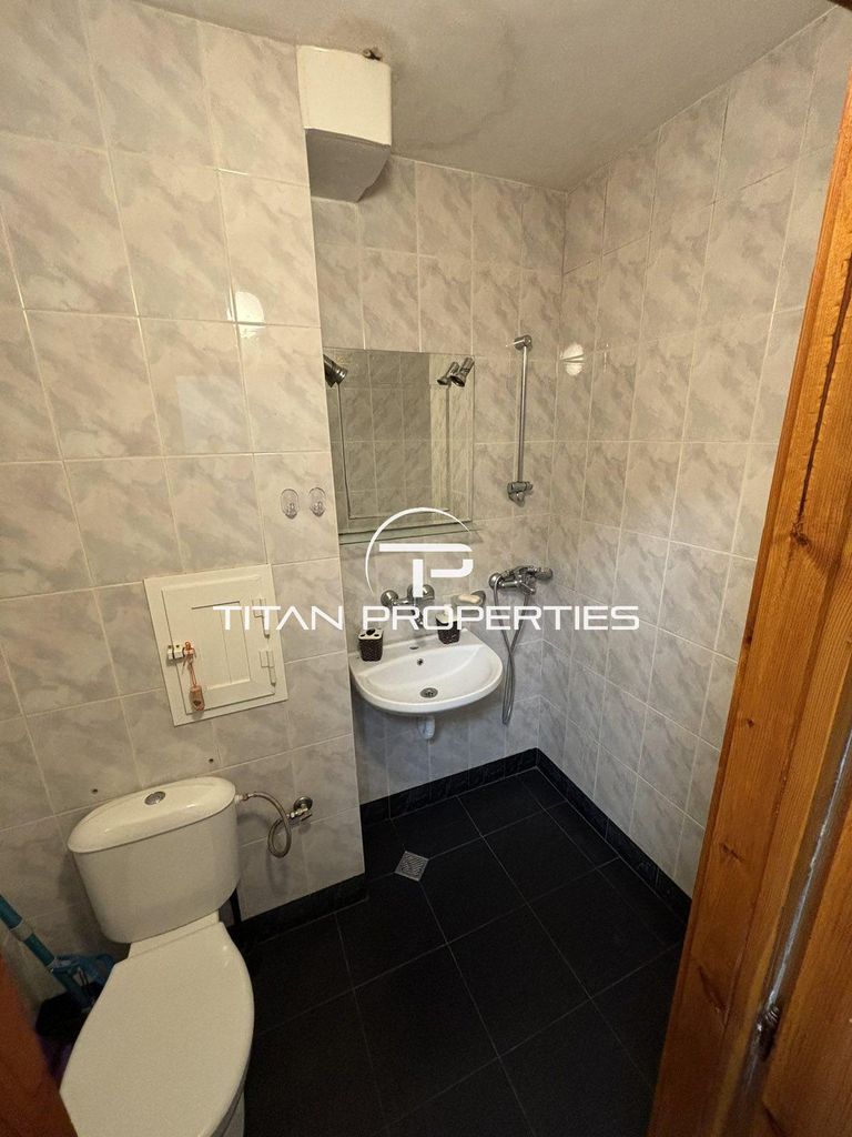 Дава се под наем Двустаен апартамент в Бургас, Славейков - 65 кв.м за 408 € - Снимка #4