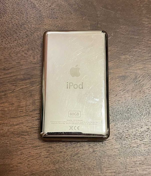 iPod Classic (5.5 Generation, Enhanced) 80 GB - perfect funcțional