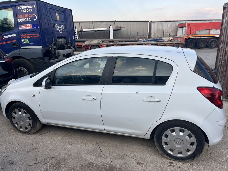Opel Corsa на части