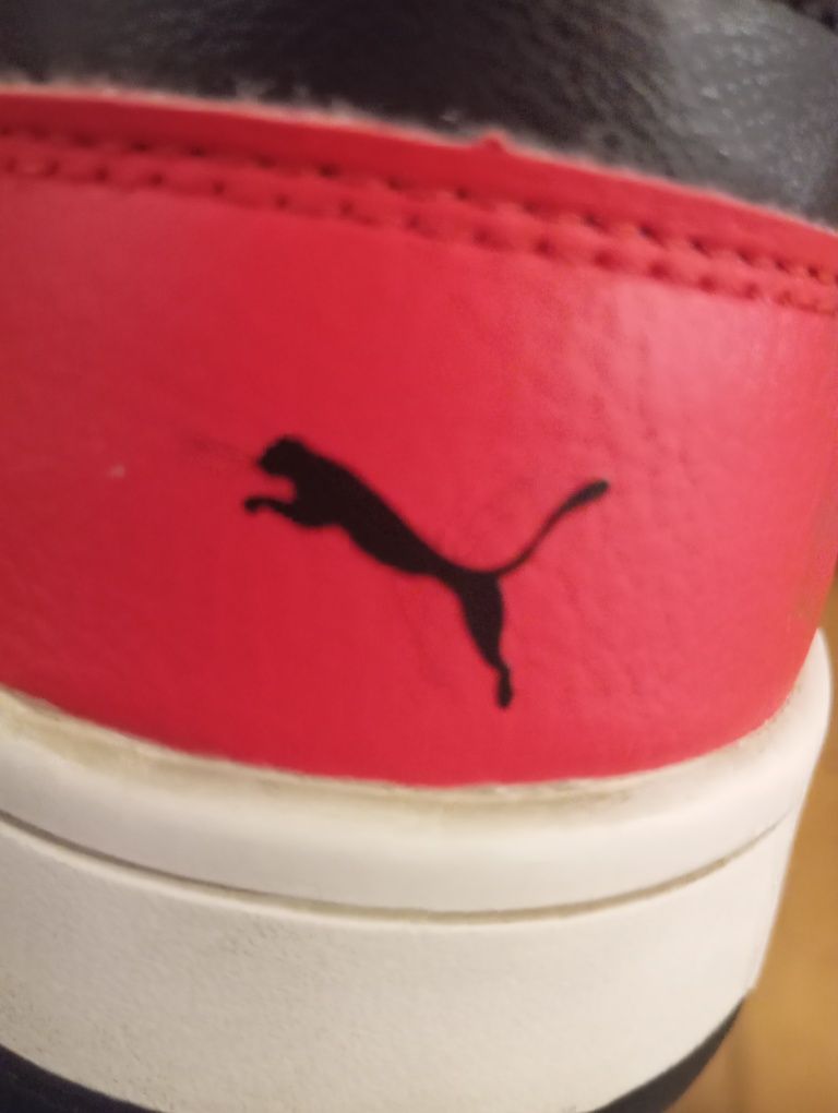 Puma Rebound V6 .