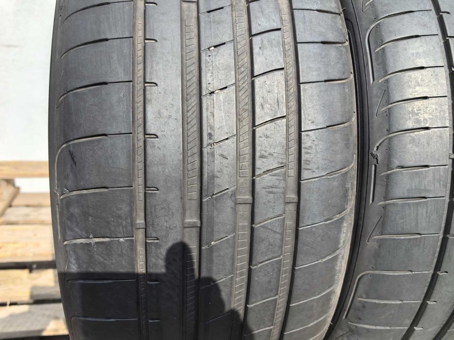 245/40/19 Гудиър ДОТ 2021 г