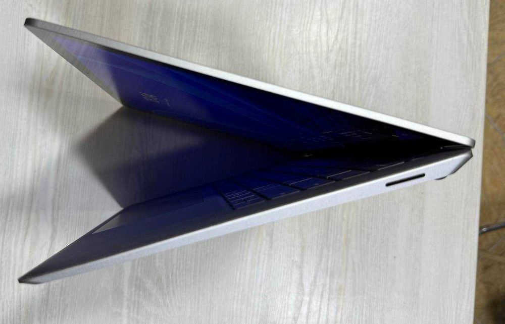 MICROSOFT SURFACE LAPTOP 4 / 13.5 ips сенсоp CORE i5-1145G7 8GB/256GB