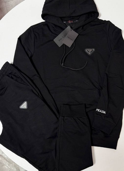 Trening barbati Prada
