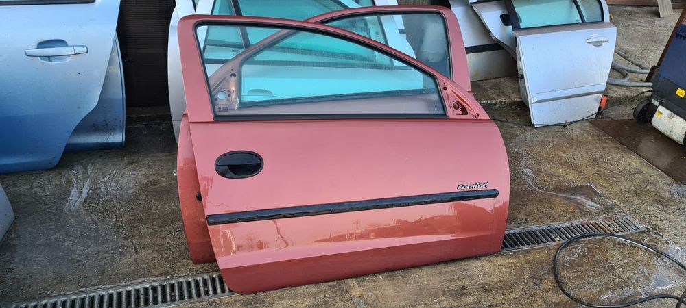 Usa portiera stanga dreapta fata Opel Corsa C 2 usi maro