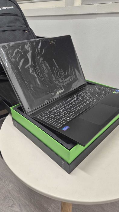 Лаптоп Tulpar T5 V20.3 15,6"