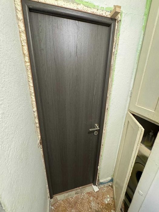 Montaj Uși Interior/ Exterior • PVC • Sticlă • Glisante