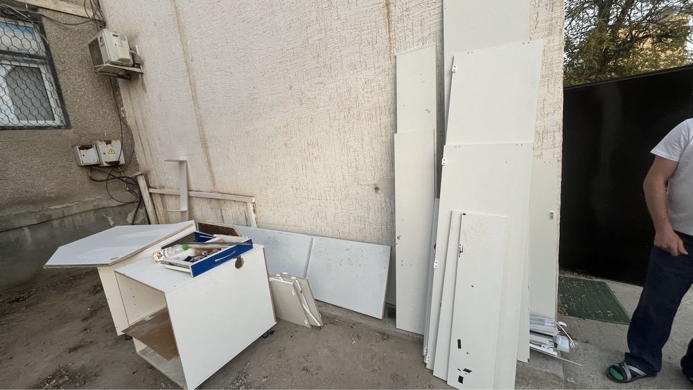 Мебель почти новый срочно