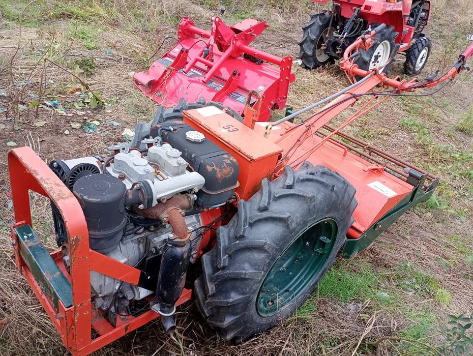 Tractoras/motocultor 33 cp